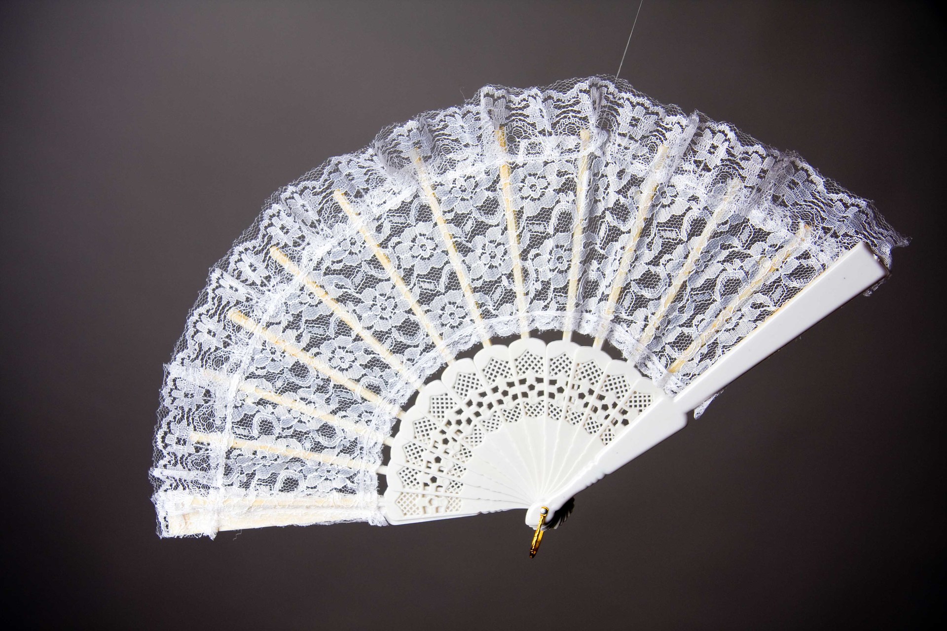 Spitzenfcher, ca. 23 cm, wei