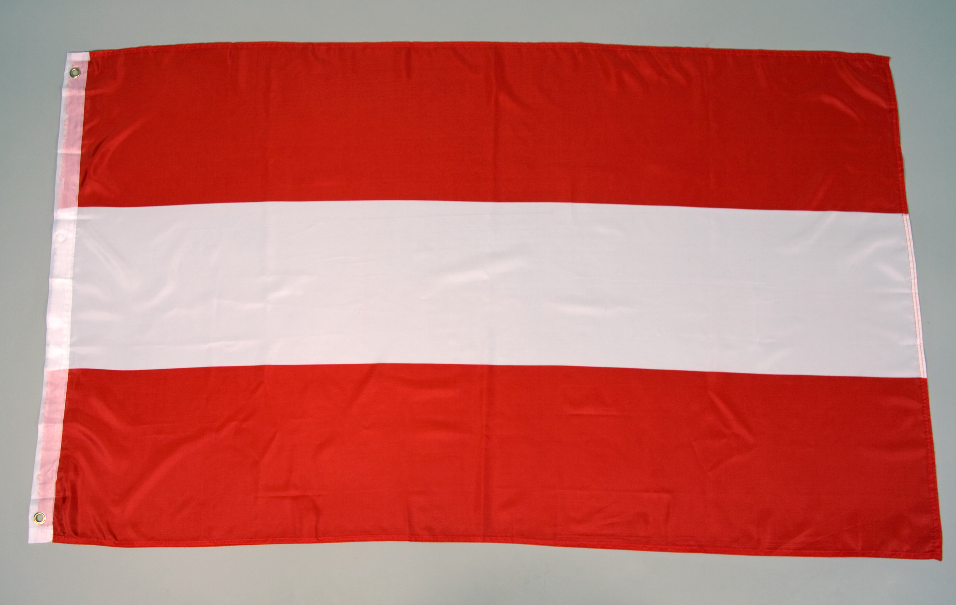 sterreich-Fahne, ca. 90 x 150 cm