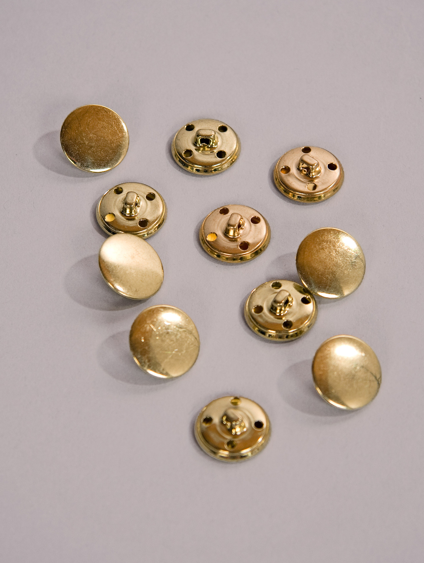10 goldenen senknpfen ca.  20 mm