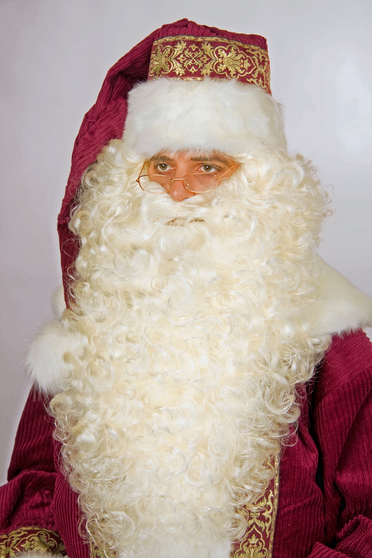 Nikolausbart, superlang, weiblond