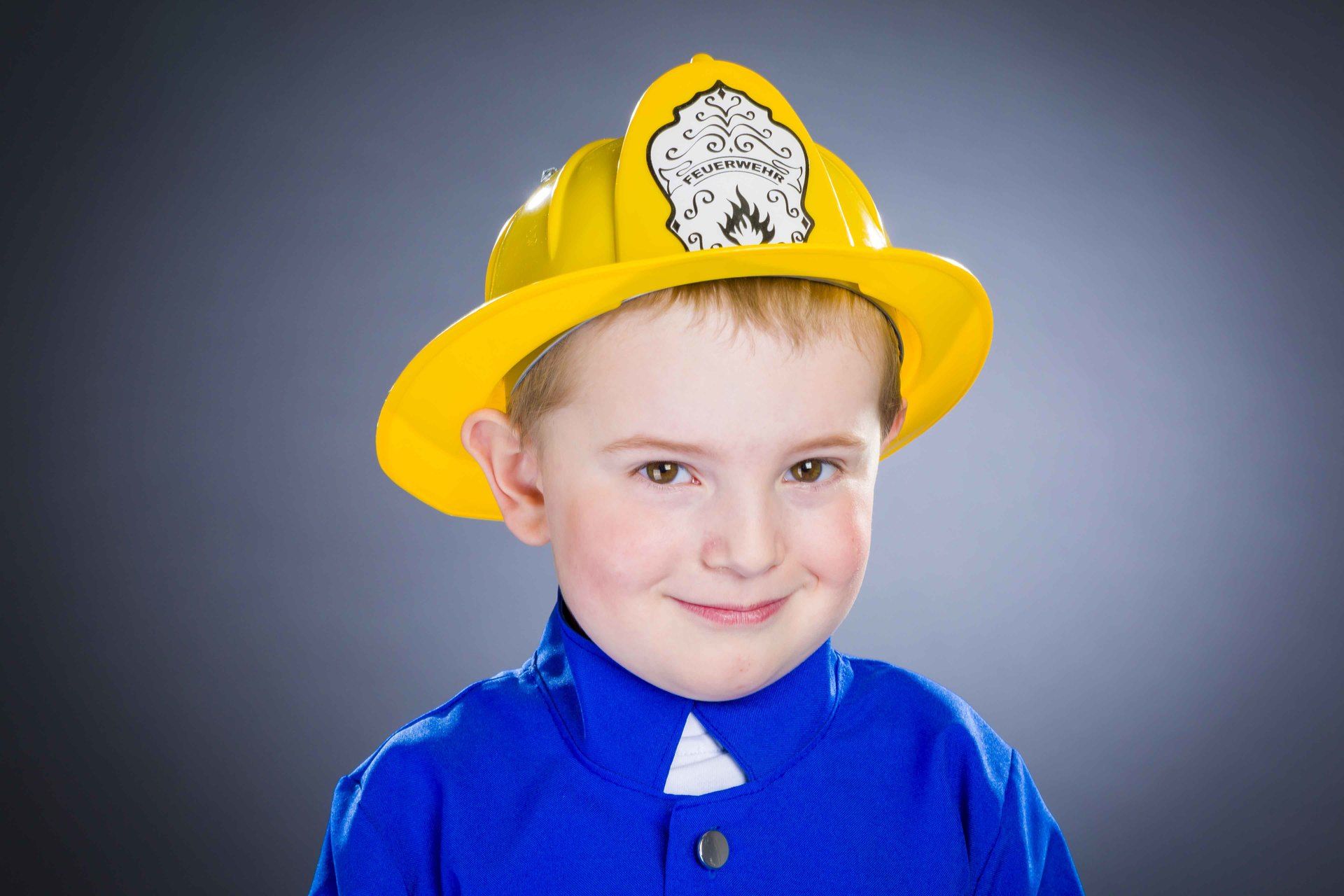 Feuerwehrhelm gelb