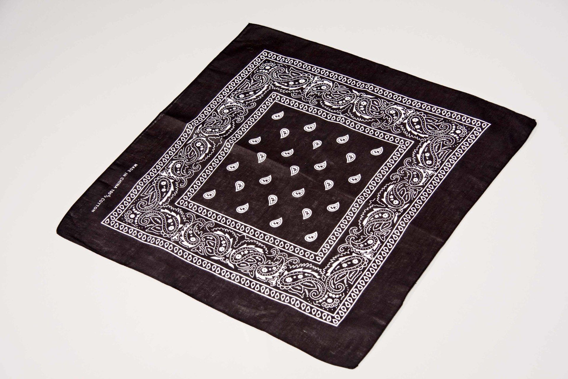 Bandana bedruckt, ca. 55x55 cm, schwarz
