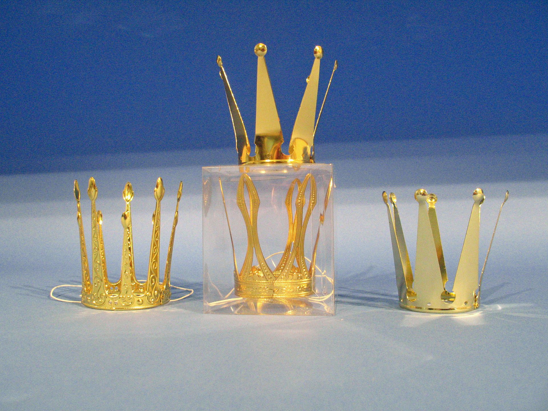 Metallkrone, gold, sortiert, in Klarsichtdose